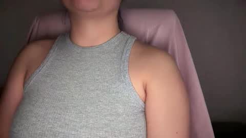 sweetssmashed online show from April 17, 11:51 pm