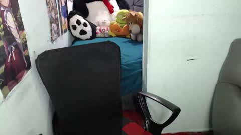 Snapshot of sweett_candy1 chatting on September 13, 3:25 am sweett_candy1 online show from September 13, 3:25 am