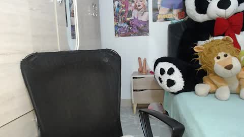 sweett_candy1 online show from October 31, 3:52 am