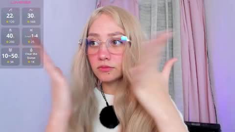 sweett_fire online show from June 2, 7:37 pm