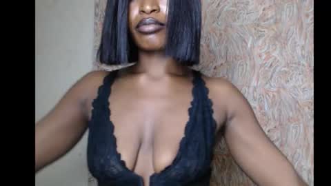 sweetxxboobsx online show from September 14, 9:45 pm