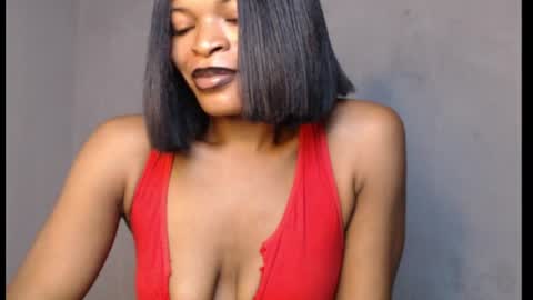 sweetxxboobsx online show from June 27, 9:21 am