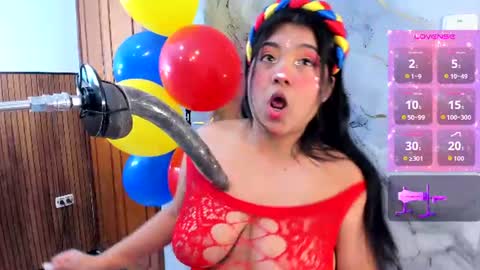 LINA online show from June 18, 11:59 am