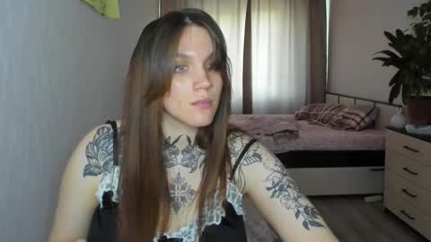 Snapshot of sweetyladiy chatting on September 24, 5:28 am Aiza online show from September 24, 5:28 am