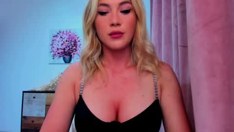 Ecaterina online show from May 19, 10:28 pm