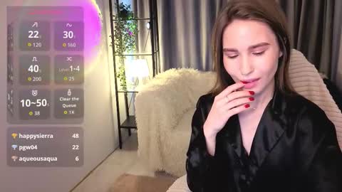 Snapshot of swetskitt chatting on October 13, 6:05 am Milana online show from October 13, 6:05 am