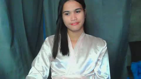 Rhea online show from April 19, 6:10 pm