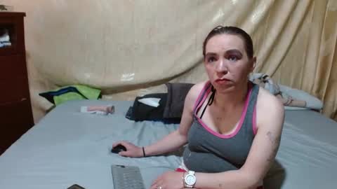 Snapshot of sydney_kane_ chatting on January 29, 7:00 pm sydney_kane_ online show from January 29, 7:00 pm