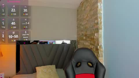 Snapshot of sylvana_rey chatting on October 6, 12:22 pm S Y L V A N A online show from October 6, 12:22 pm
