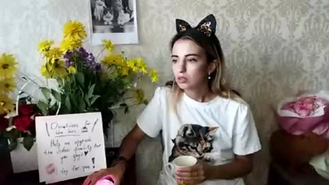 Emily online show from July 28, 4:39 pm