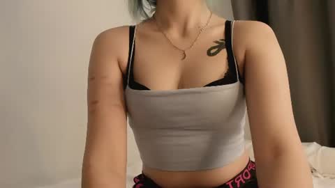 syma_mey online show from July 29, 9:59 pm