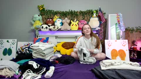 Jennah online show from November 2, 12:58 am