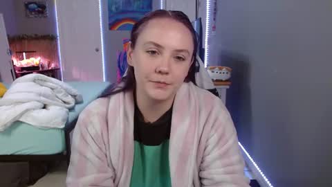 Jennah online show from June 27, 6:58 pm
