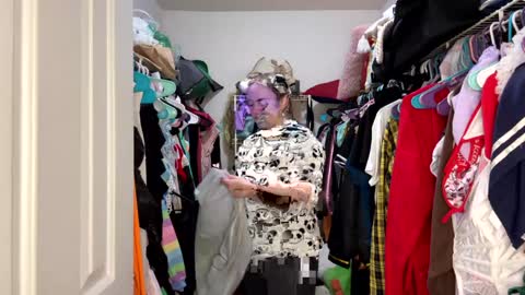 Jennah online show from February 1, 6:50 pm