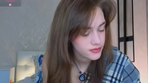 Heeey im Helena3 -- fav555100333 -- pvts only premium and after my public show 3 online show from February 9, 3:20 am