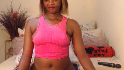 taciababe online show from July 10, 8:37 am