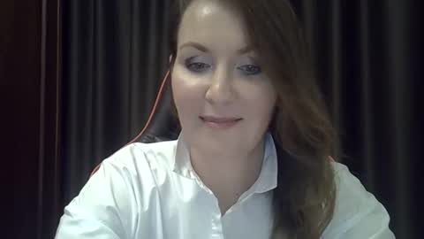 taisialucky77 online show from November 17, 4:08 pm