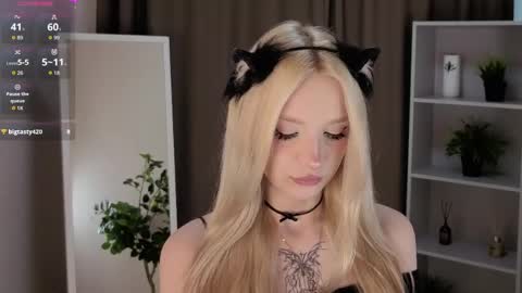 taitechubb online show from March 25, 3:23 am