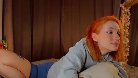 im Lally online show from October 19, 3:08 am