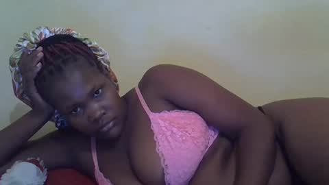 Snapshot of taliah254 chatting on February 21, 6:59 pm taliah254 online show from February 21, 6:59 pm
