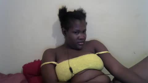 Snapshot of taliah254 chatting on February 11, 5:18 pm taliah254 online show from February 11, 5:18 pm