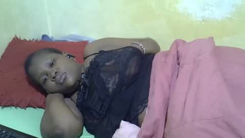 Snapshot of taliah254 chatting on October 10, 3:00 am taliah254 online show from October 10, 3:00 am