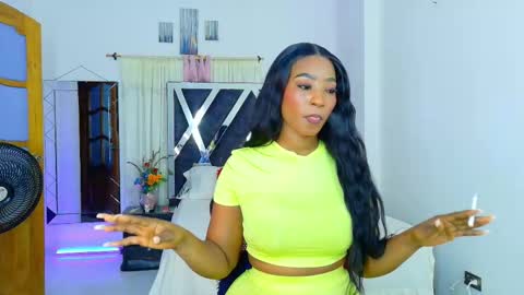 taliana  modelo independiente online show from March 26, 5:20 am