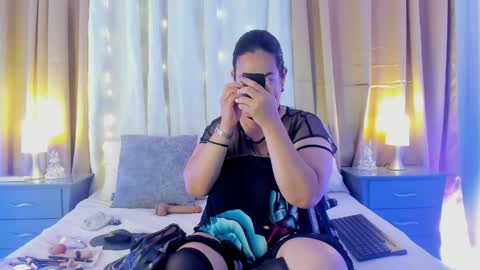 tali  online show from April 7, 6:54 pm