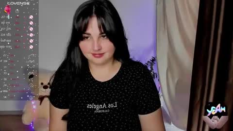 Snapshot of talla_la chatting on September 26, 9:40 am Talla online show from September 26, 9:40 am