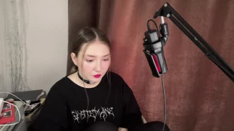 Lola online show from July 29, 10:59 am