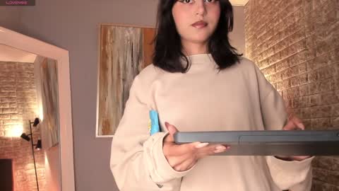 Snapshot of tamara_aluna chatting on January 15, 12:04 pm Tami online show from January 15, 12:04 pm