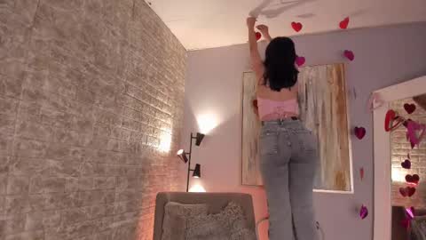 Snapshot of tamara_aluna chatting on February 13, 12:21 pm Tami online show from February 13, 12:21 pm