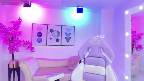 Tamara online show from October 25, 4:09 am