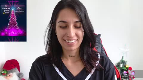 Snapshot of tammyandrade_ chatting on December 21, 2:37 pm tammy online show from December 21, 2:37 pm