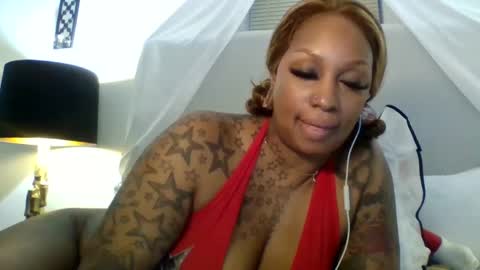 Snapshot of tammygold chatting on September 29, 10:37 pm Tammygold online show from September 29, 10:37 pm