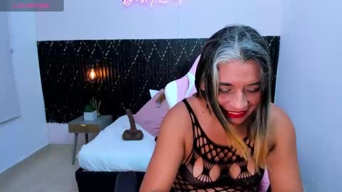 Snapshot of tammylynn45 chatting on March 6, 6:26 pm Tammy Lynn online show from March 6, 6:26 pm