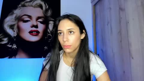 Snapshot of tania06 chatting on September 18, 2:15 pm tania06 online show from September 18, 2:15 pm