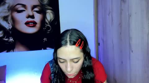Snapshot of tania06 chatting on September 23, 1:53 pm tania06 online show from September 23, 1:53 pm