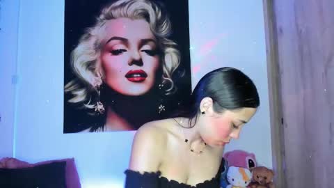 tania06 online show from November 11, 1:30 pm