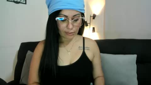 tania online show from June 23, 7:34 pm