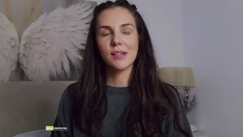 Tania Amore online show from July 18, 6:21 pm