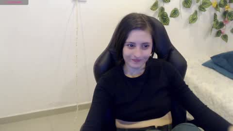 Snapshot of taniadevil_69 chatting on December 30, 3:23 pm Tania online show from December 30, 3:23 pm