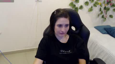Snapshot of taniadevil_69 chatting on January 13, 3:36 pm Tania online show from January 13, 3:36 pm