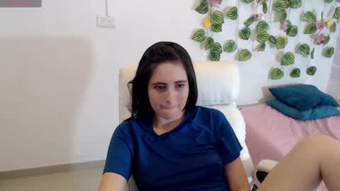 Snapshot of taniadevil_69 chatting on September 15, 7:43 pm Tania online show from September 15, 7:43 pm