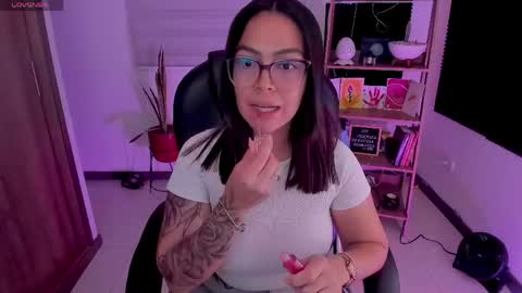 Tania Velvet online show from April 19, 2:55 am