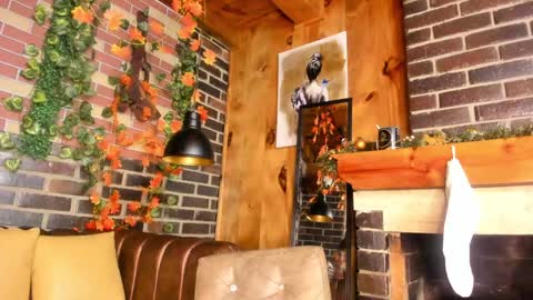 TANIT ANGELS online show from December 17, 2:33 pm