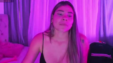 taragreyt_ online show from July 28, 7:39 pm