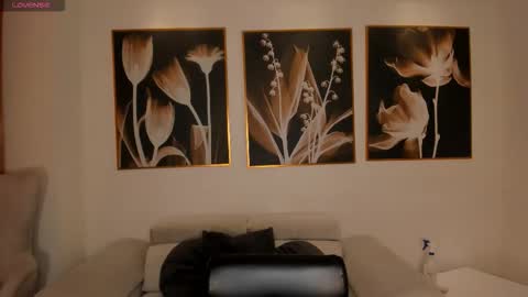 Tara Lawrence online show from February 5, 3:20 am