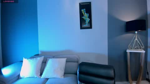 Tara Lawrence online show from April 24, 4:04 am