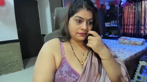 Snapshot of tarivishu23 chatting on February 18, 12:28 pm tarivishu23 online show from February 18, 12:28 pm